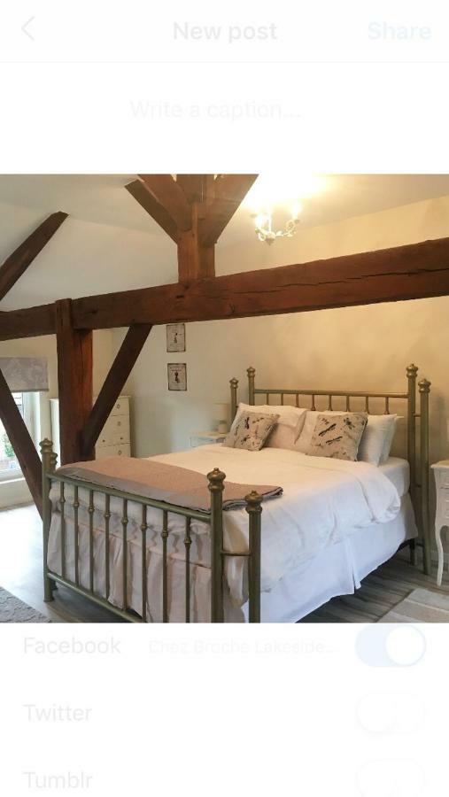 Chez Broche Bed & Breakfast Mazerolles  Ngoại thất bức ảnh